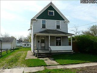 1st image of 516 Dewey Ave