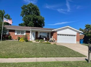 3108 Tally Ho Dr, Saint Charles, MO 63301