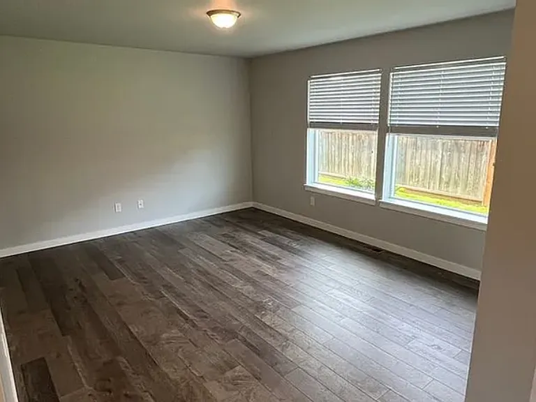 2255 Bluestem St — Photo 2