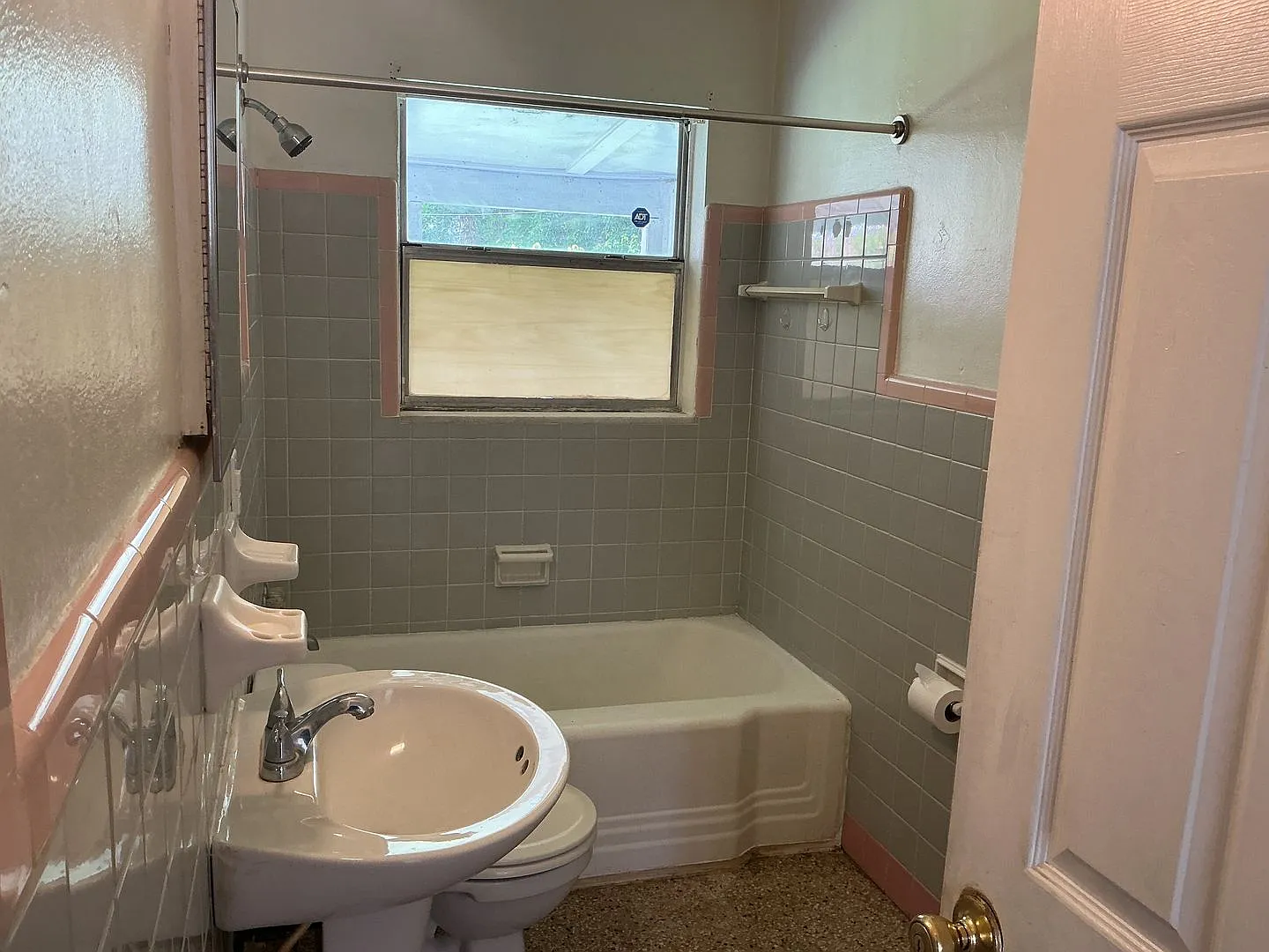 Hodder 2529 Tanglewood — Photo 4