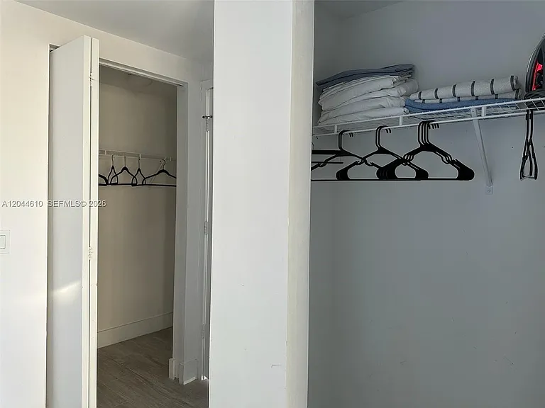 121 NE 34th St #1915 — Photo 19
