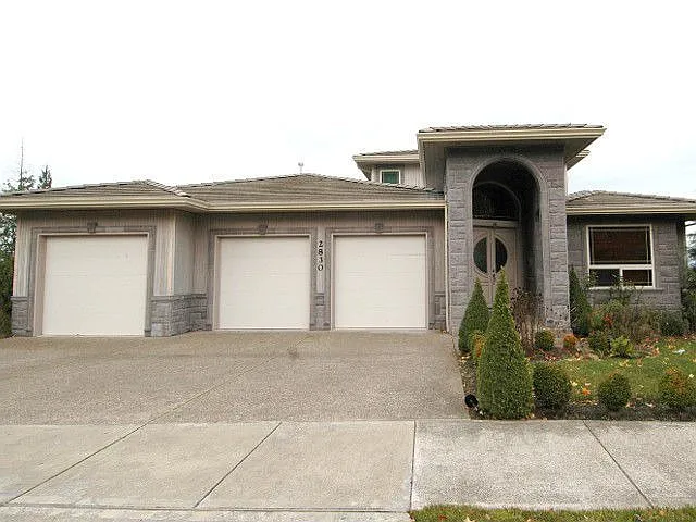 2830 SE Cleveland Dr photo 1