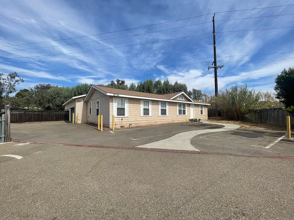 13738 Somerset Rd