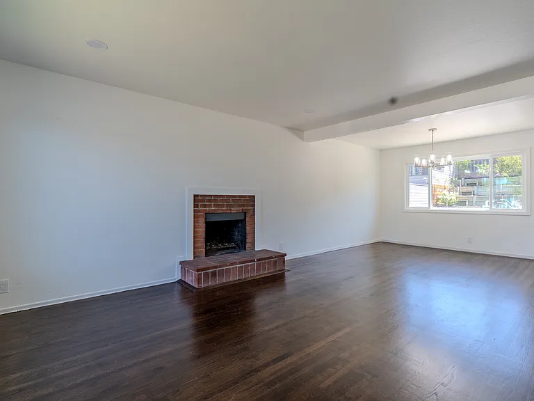 12 Cadiz Ct — Photo 3
