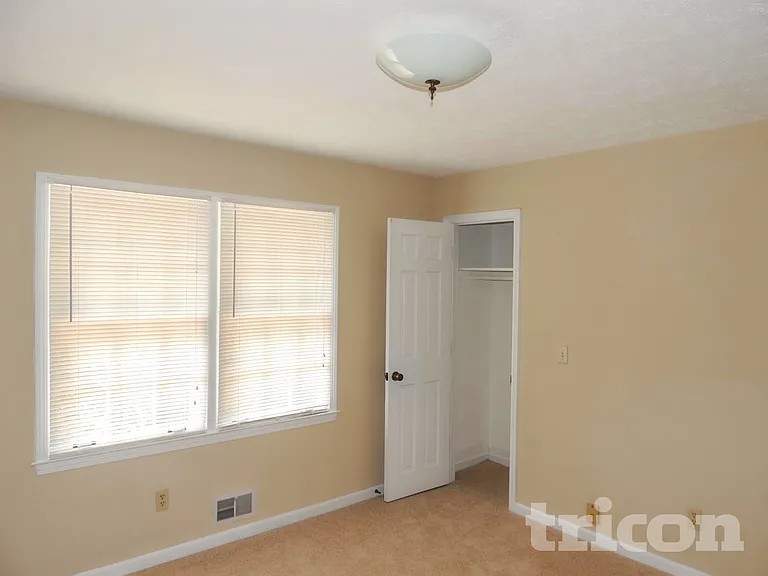 1431 Tall Pines Dr — Photo 7