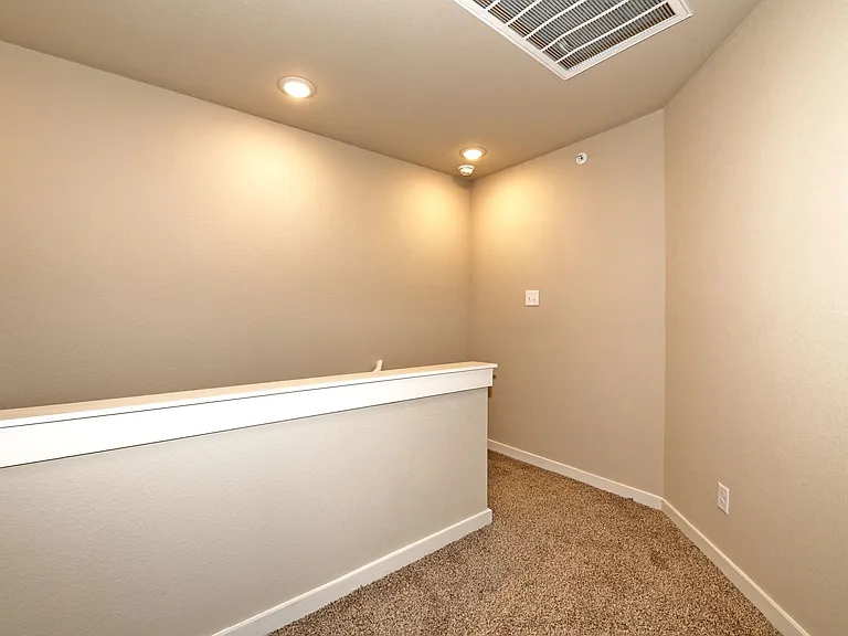 11318 Clearmine St — Photo 46