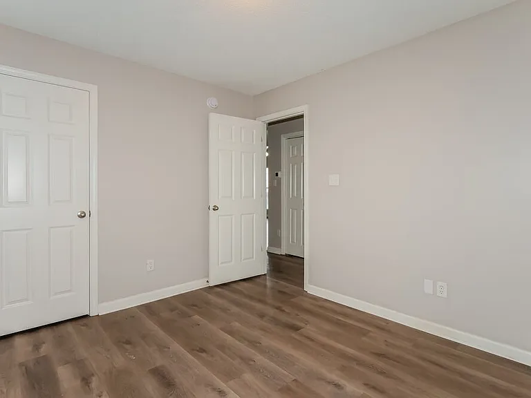 10218 Cottage Oaks Cv — Photo 15
