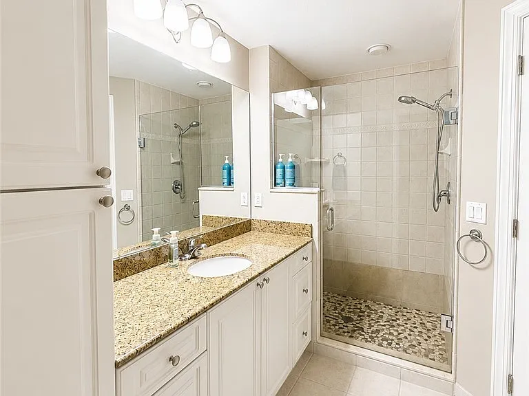 2825 Palm Beach Blvd #218 — Photo 7