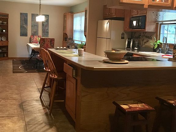 Step up to kitchen dining