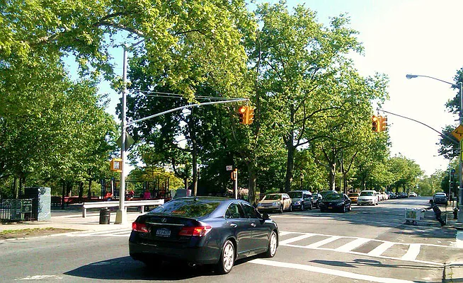 Rented by Executive Towers  | media 13