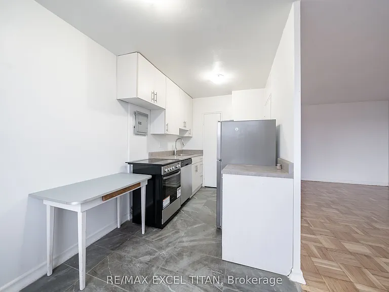 2507 Eglinton Ave W #106 — Photo 10