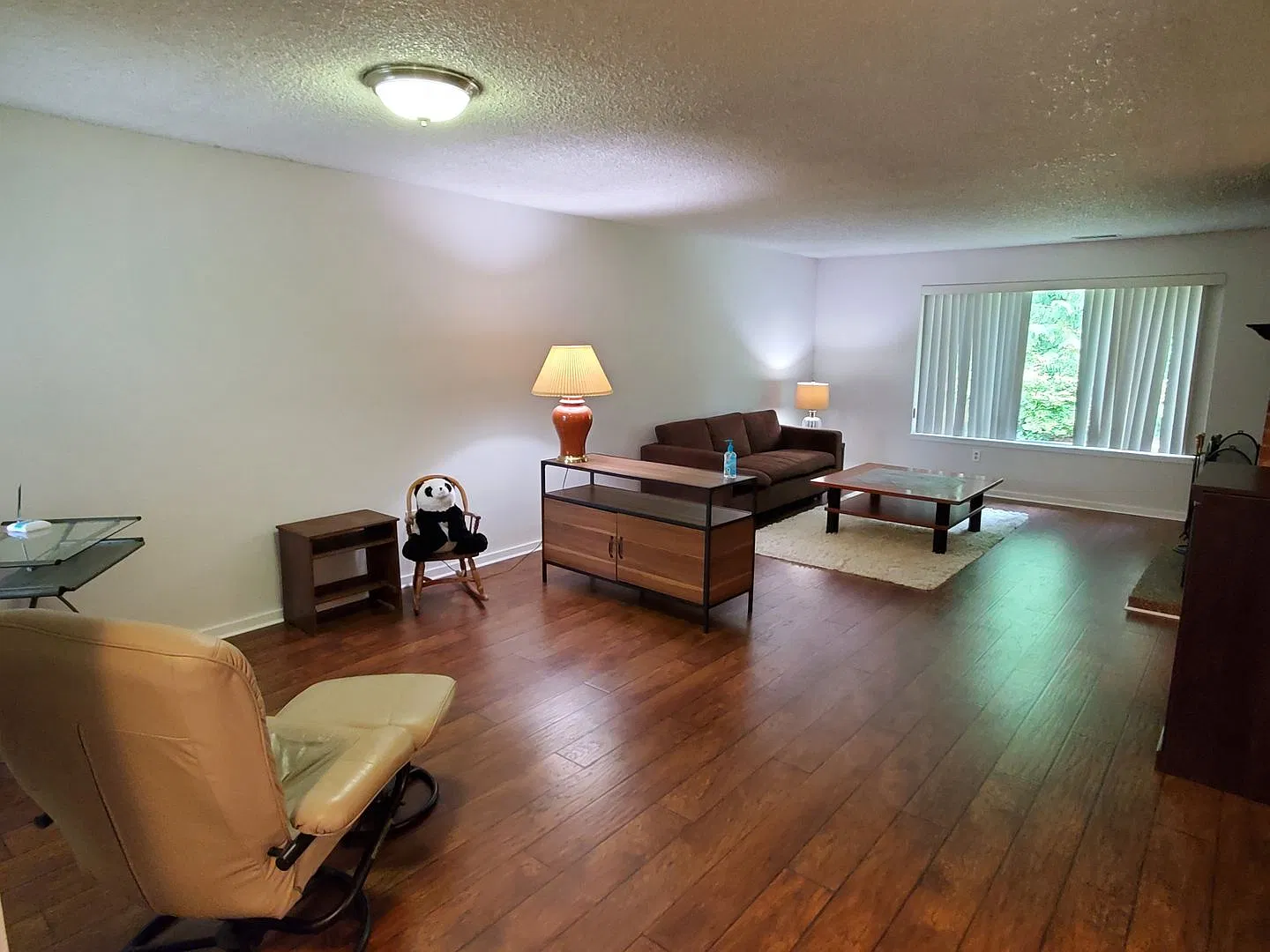 Spacious 2bd 1.75 Condo in Highly Desirable Area with Tons of Storage! — Photo 3