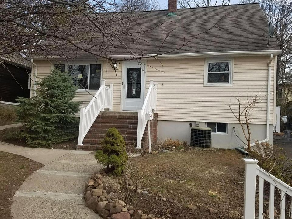 1st image of 279 Grand Ave