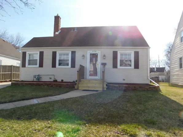 2758 Hawthorne St, Franklin Park, IL 60131