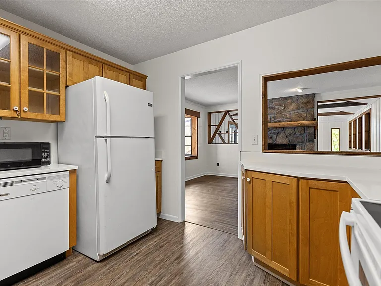 429 Saint Simon Trl — Photo 11