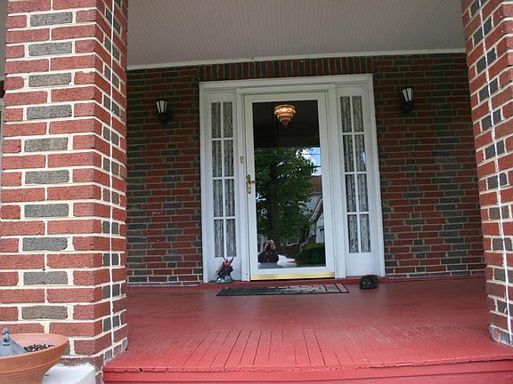 5th image of 2802 Mansfield St NE