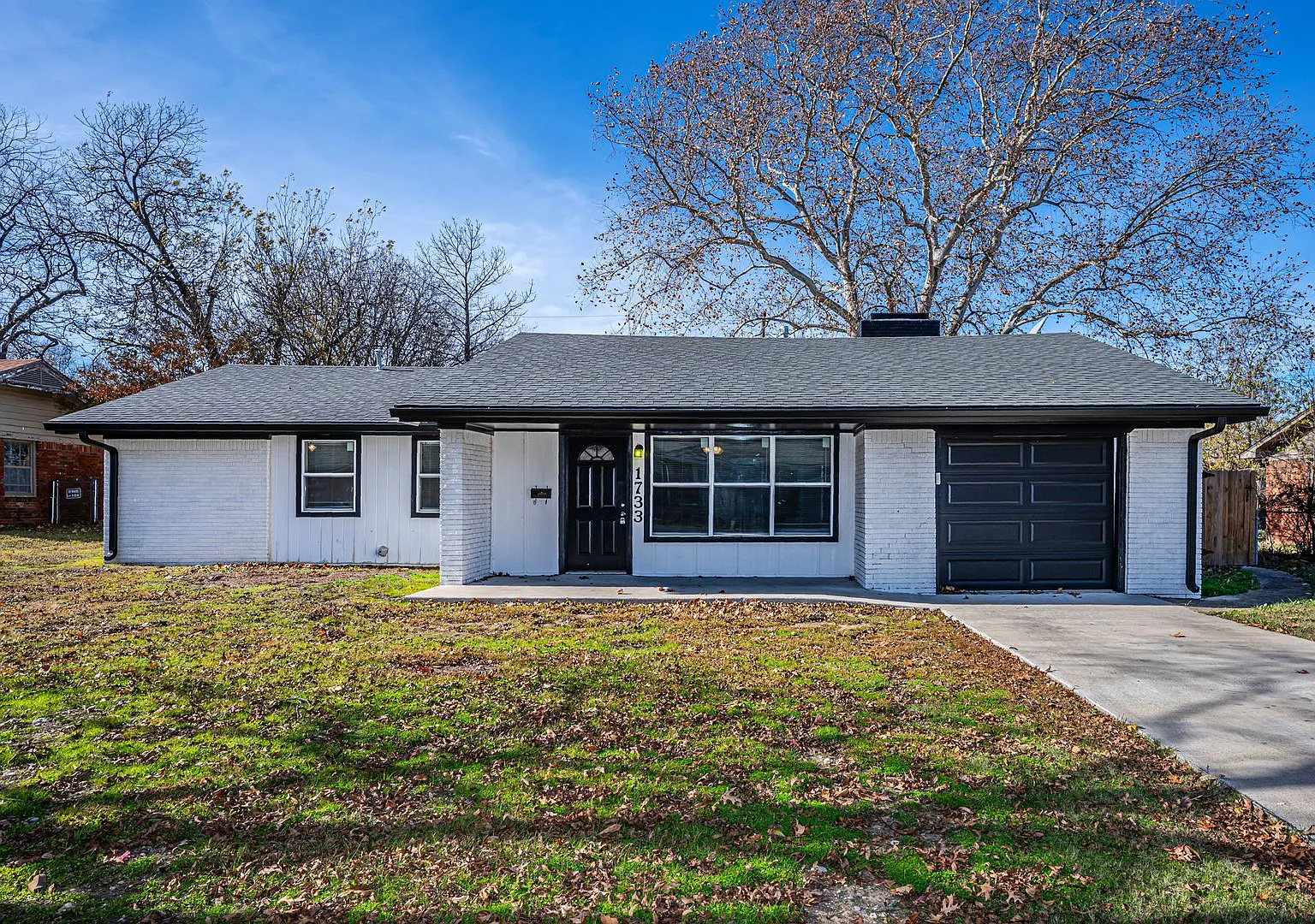 Updated 3 Bedroom with Fenced Yard — Photo 1