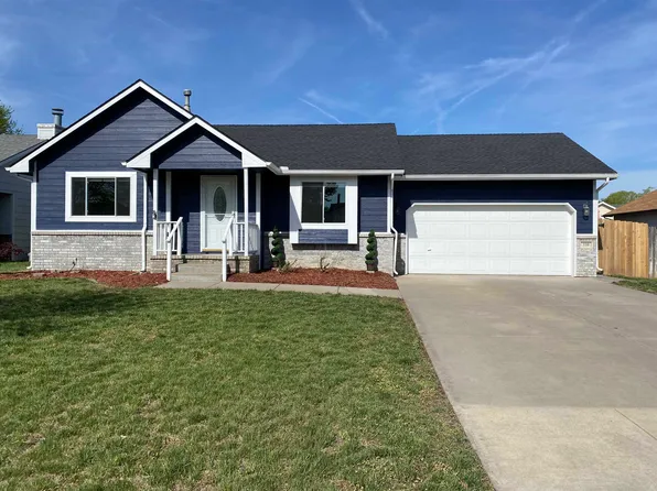 339 S Peach Cir, Haysville, KS 67060