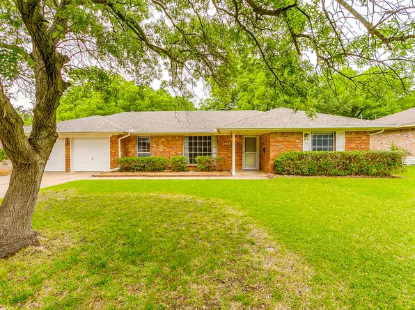 4804 Whistler Dr, Fort Worth, TX 76133