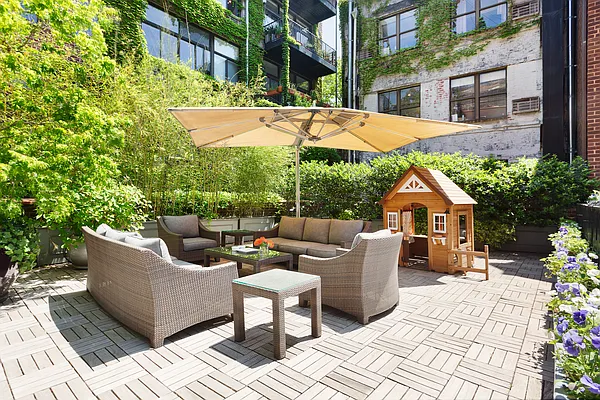 Rented by Compass | media 39