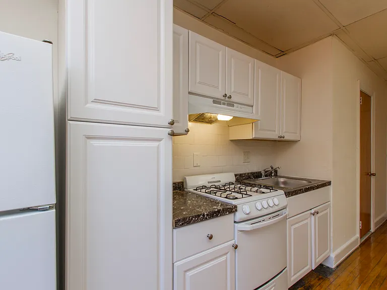 Juniper Place — Photo 28