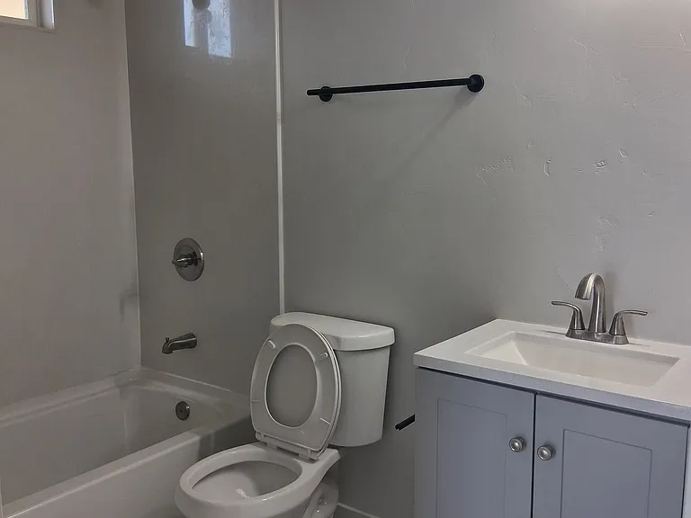 1451 Parsons Ave #A — Photo 4