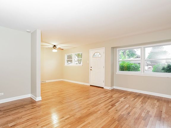 2nd image of 4535 Cracow Ave