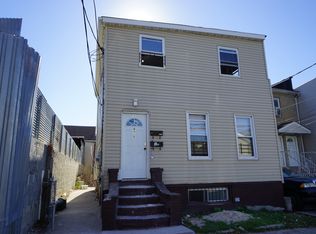 478 Glenmore Ave, Brooklyn, NY 11207