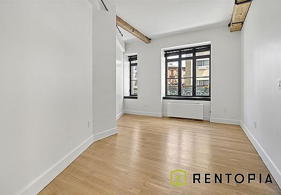 4th image of 487 Keap St APT 109
