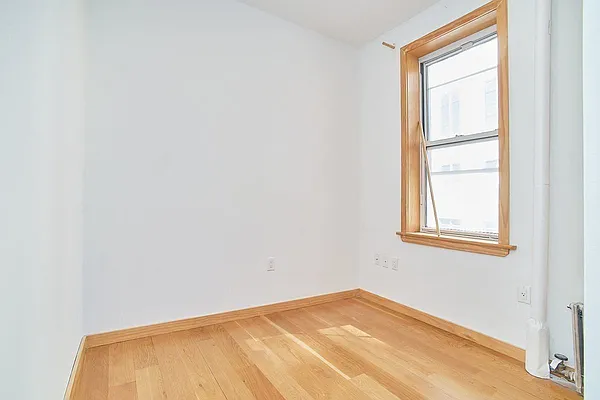 Rented by REAL New York | media 22