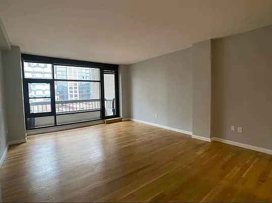 Rented by Tourma Realty LLC | media 37