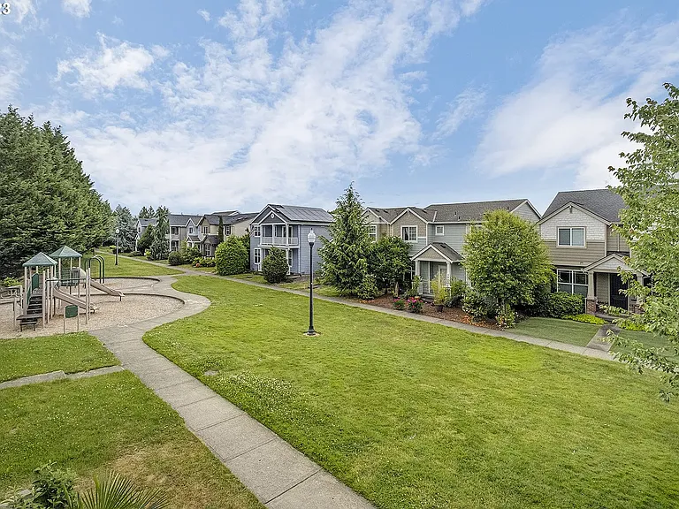 5310 SE Redberry Pl — Photo 7