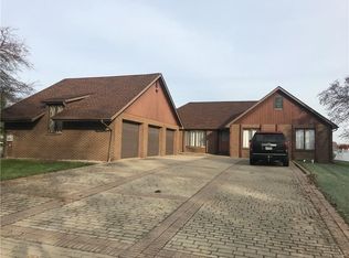 706 Three Degree Rd, Butler, PA 16002