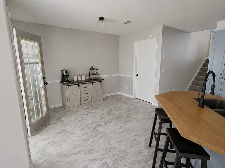 409 Williamsport Dr — Photo 4