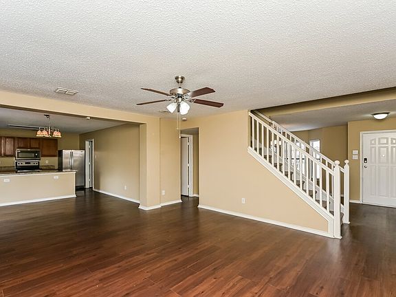 5th image of 5216 Dillon Cir