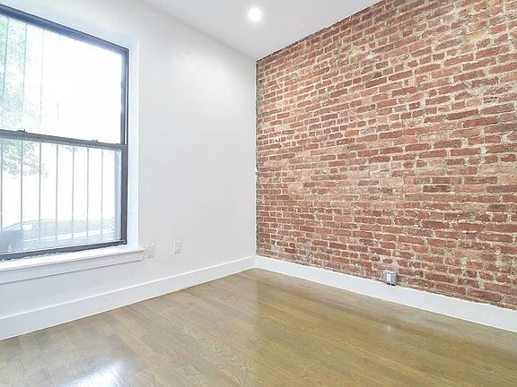 2nd image of 125 Sterling St #31