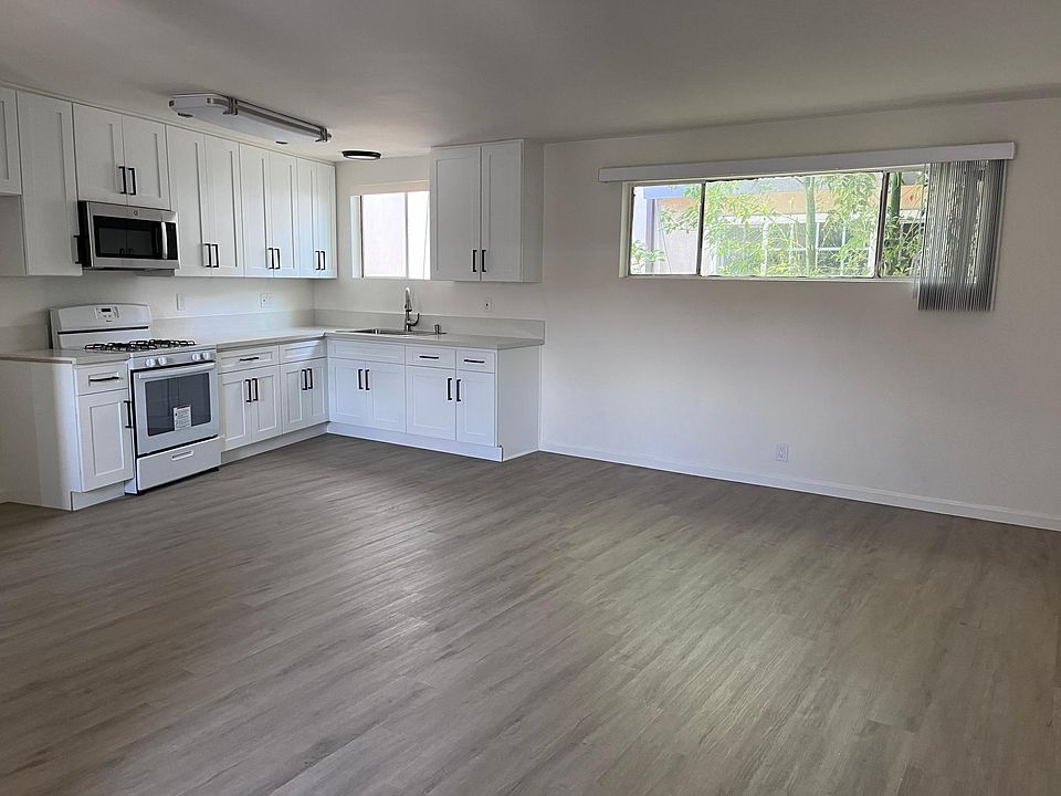 1st image of 1818 Grismer Ave #U