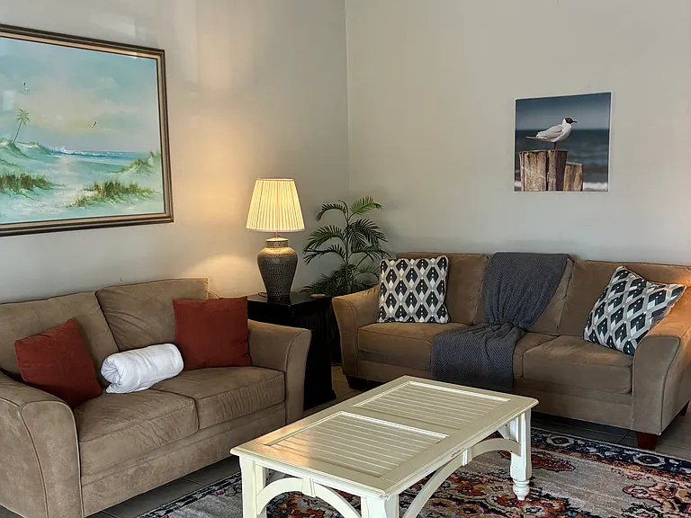 157 Anchorage St — Photo 5
