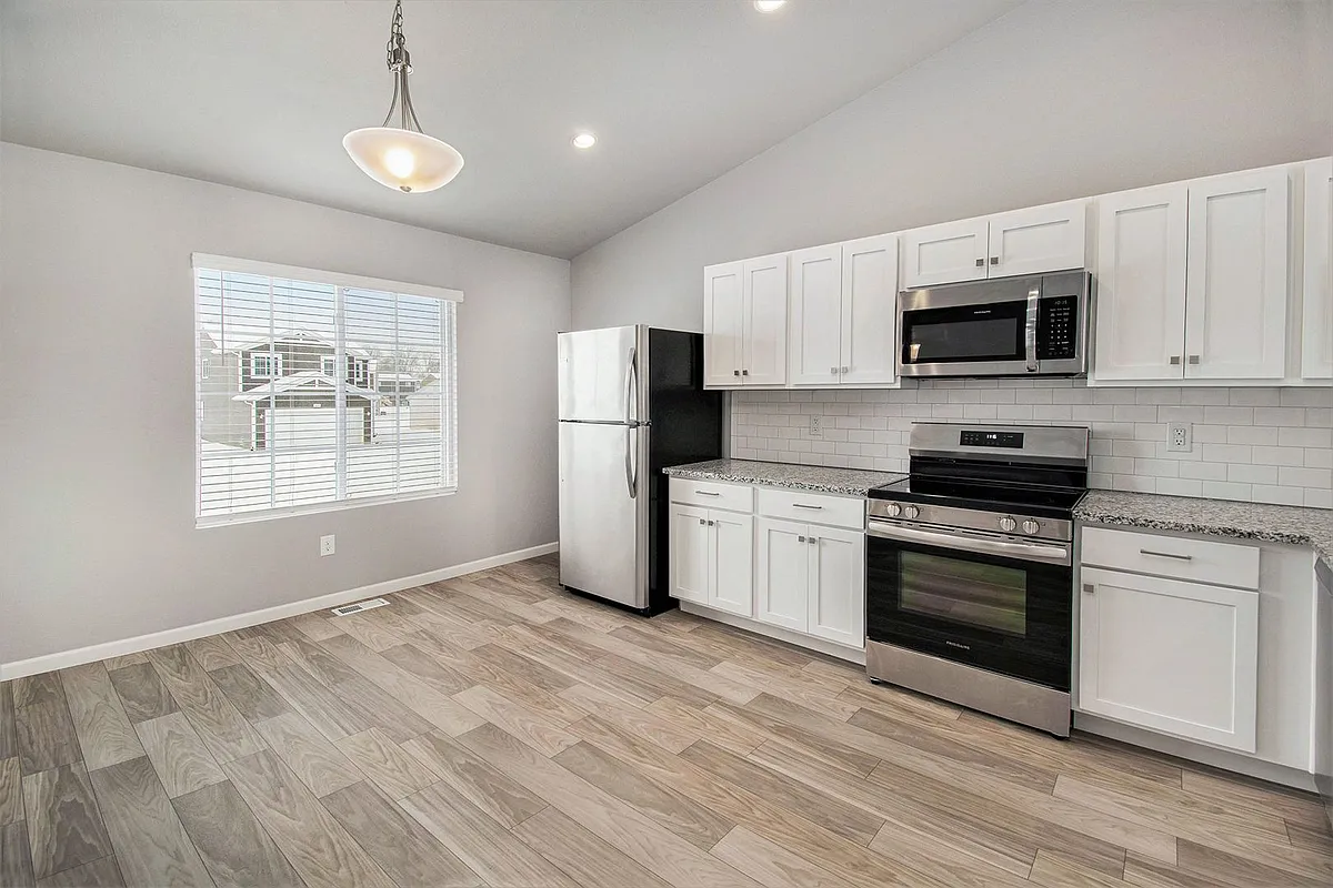 Building Photo - 1157 Vertex Cir
