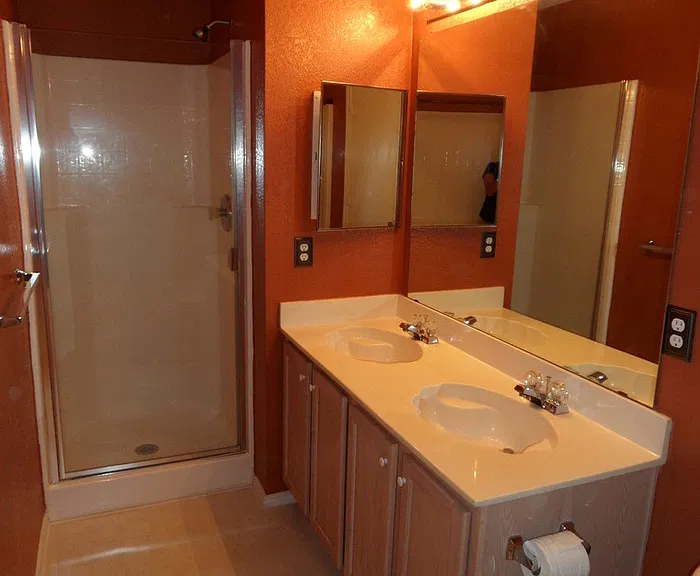5225 Newcastle Ln — Photo 9