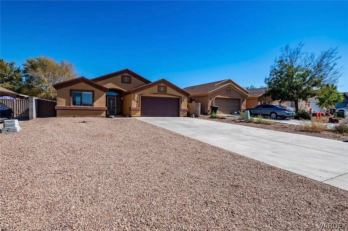 3 bed, 1449 sqft, $1,850 — Photo 2