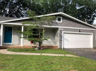 200 Polvadera St, Commerce Township, MI 48382