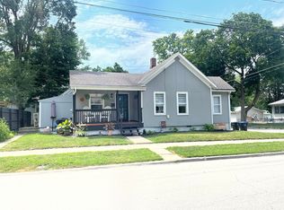 512 Seminary Ave, Bloomington, IL 61701