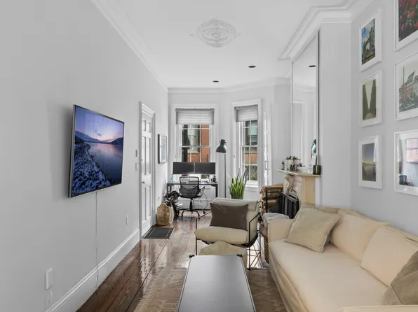 4 Cazenove St #1, Boston, MA 02116