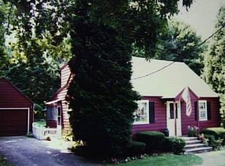 274 Valley View Rd, Fairfield, CT 06824