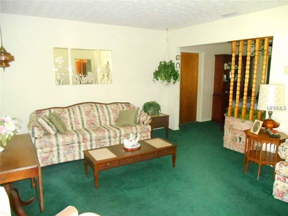 5th image of 1439 Douglas Dr