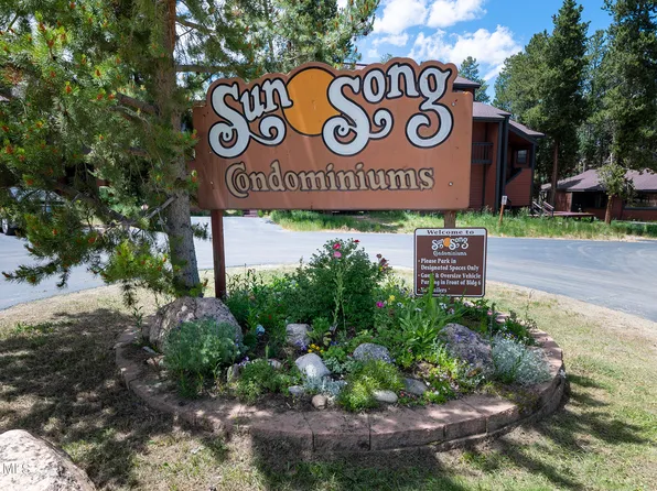 52 GCR 834, 52 Cranmer Ave #3C, Fraser, CO 80442