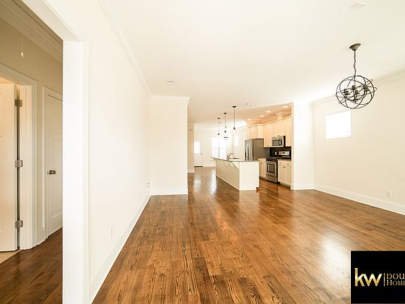 4th image of 3456 Genevieve Park Dr