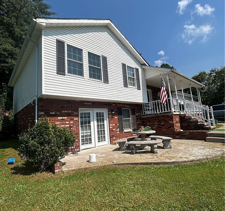 1st image of 110 Piney Ln