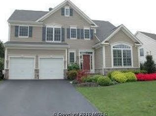 9216 Rainbow Falls Dr, Bristow, VA 20136